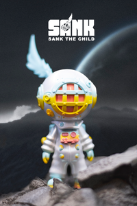 On The Way - Space Traveler White Fantasy by Sank Toys *In Stock* LE 499pcs