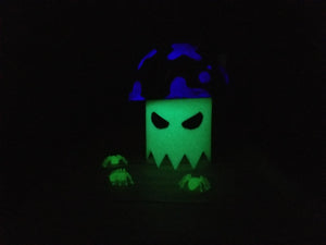 Spider Shroomz GITD with Dangling Spider LE 20